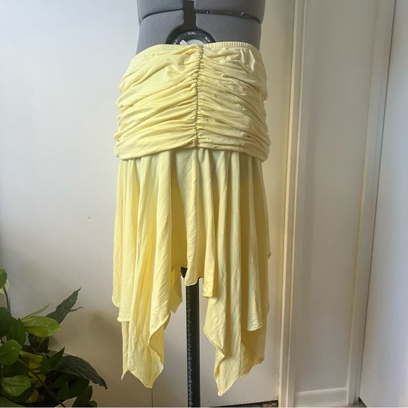 SOLD Gimaguas Yellow Disco Miniskirt, large - Picture 2 of 6